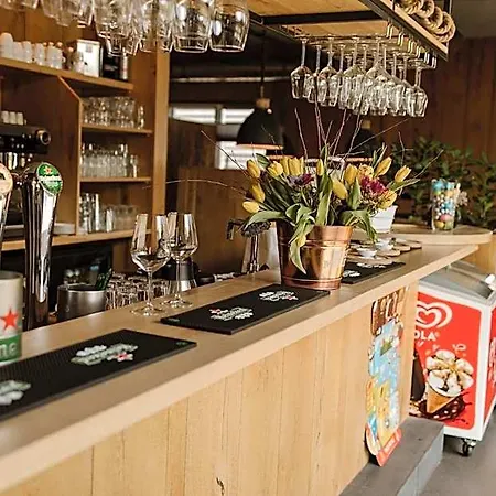 Hotel De La Rue Vakantiesuites 3*