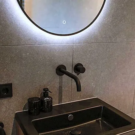 Hotel De La Rue Vakantiesuites 3*